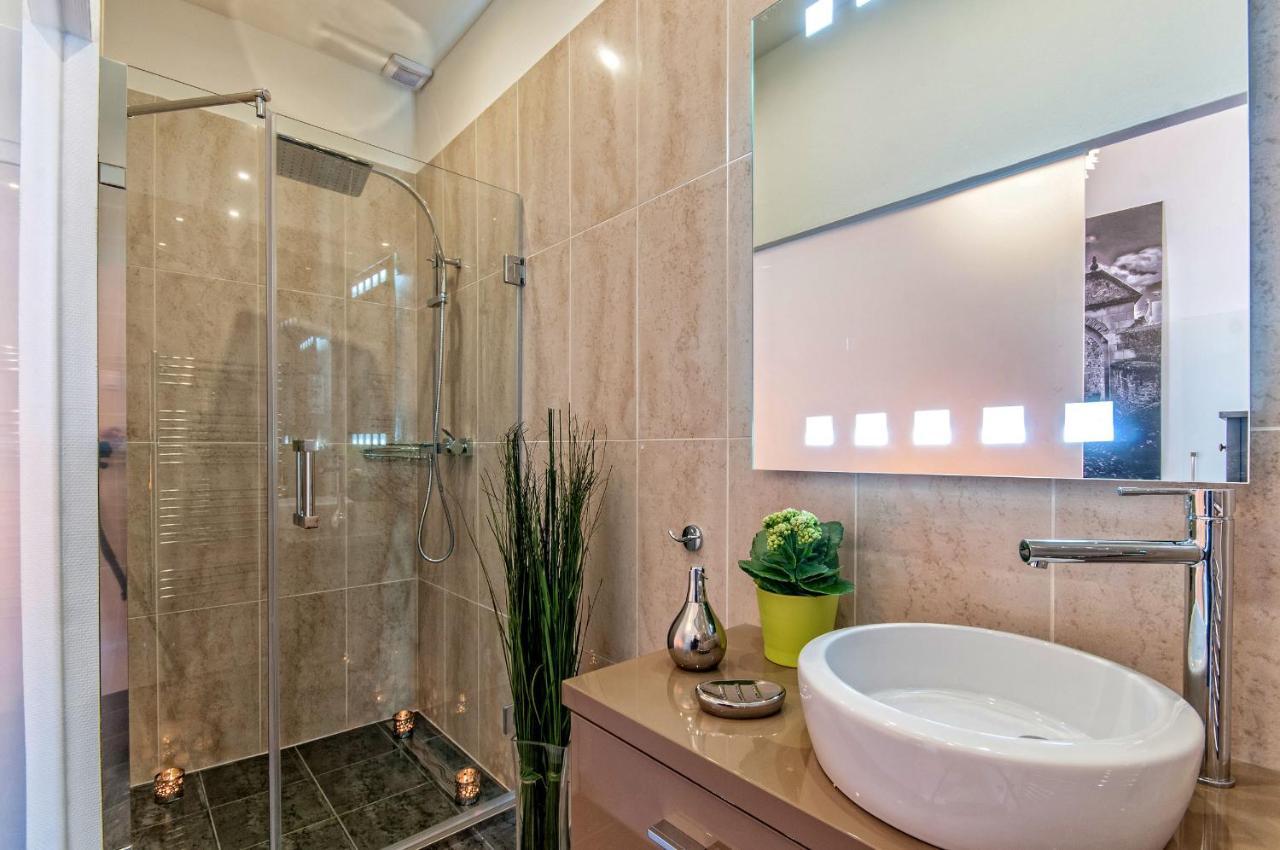 Luxury Paulay Street Apartment Budapest Kültér fotó
